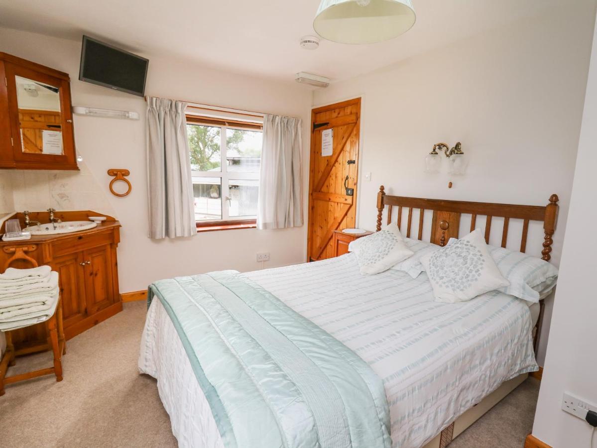 Holly Farm Cottage Newbridge on Wye Kültér fotó